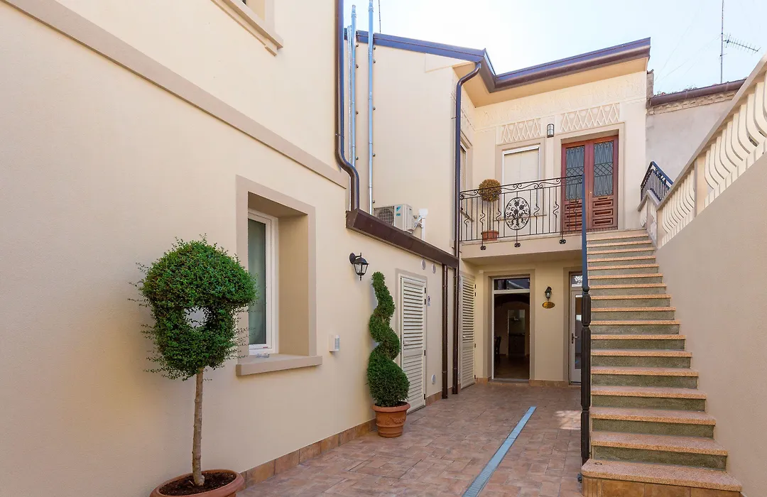 Villa Cavour-1